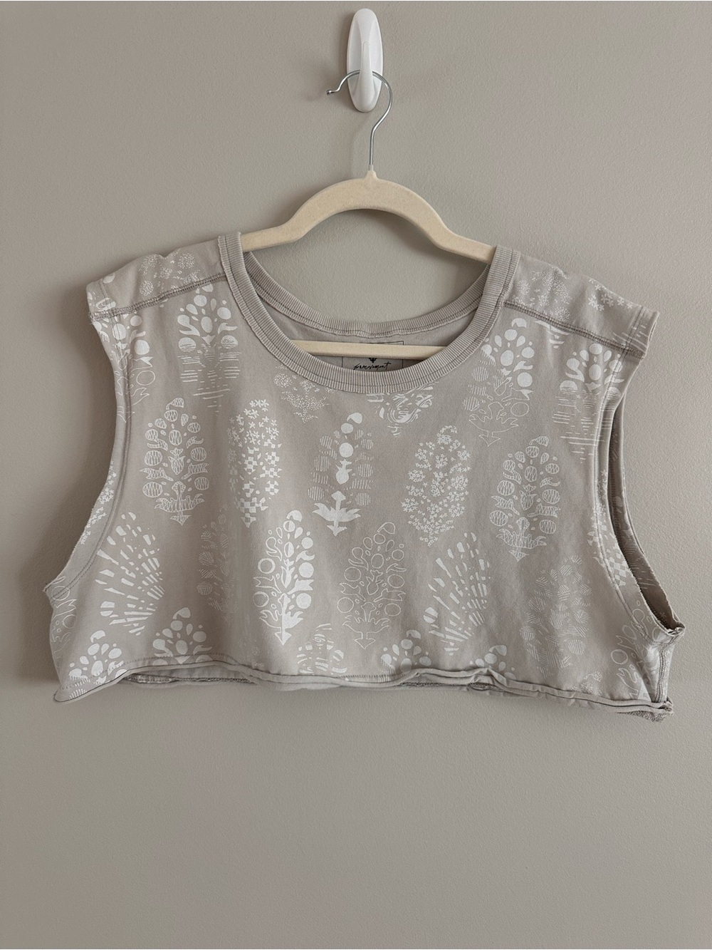 Free People Movement Cropped Workout Tank Top Gray White Logo Print Medium